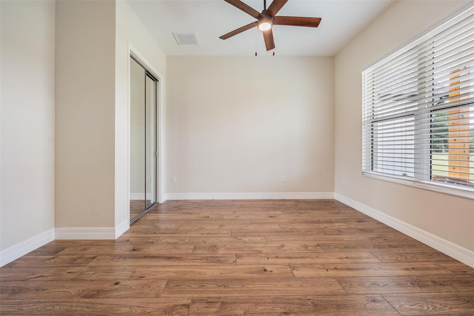 Image 41 of 76 For 17566 Hyland Lane