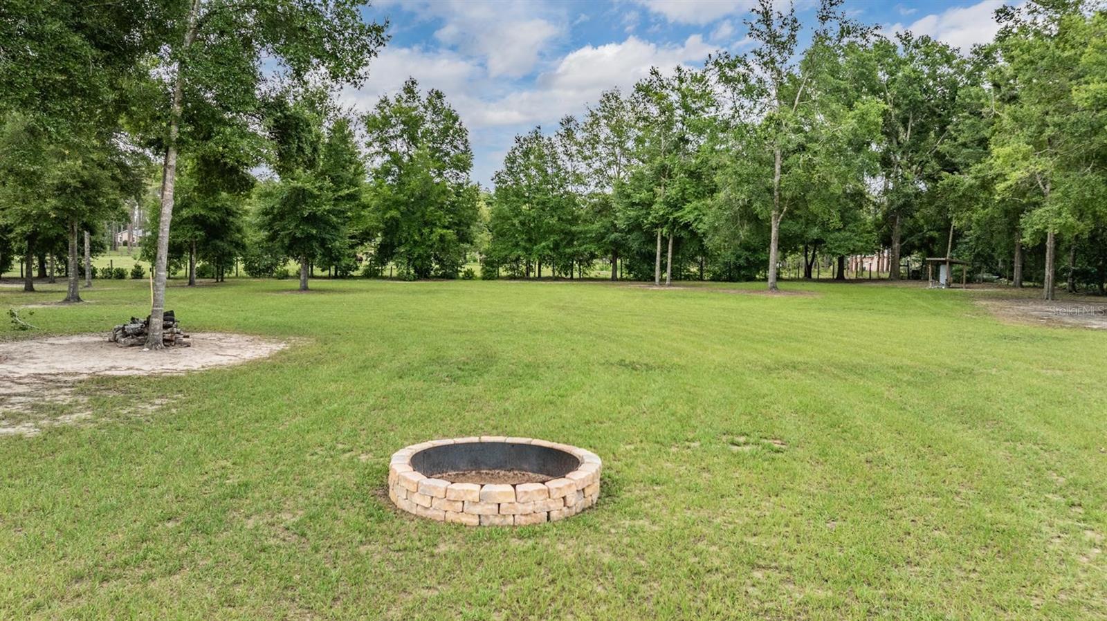 Image 55 of 76 For 17566 Hyland Lane