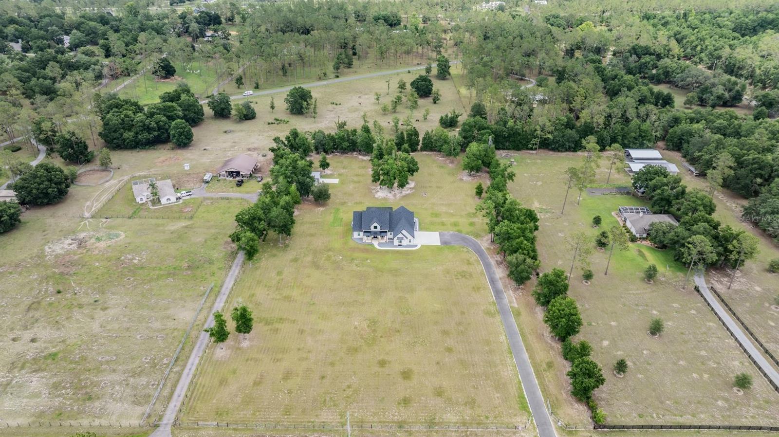 Image 61 of 76 For 17566 Hyland Lane