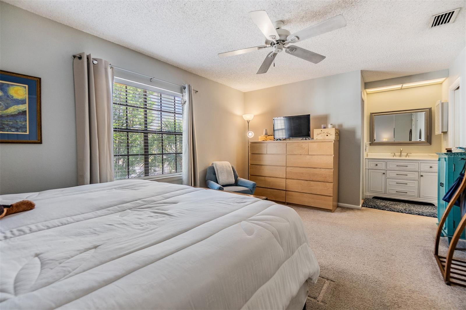Image 13 of 27 For 1515 Bayshore Boulevard 38