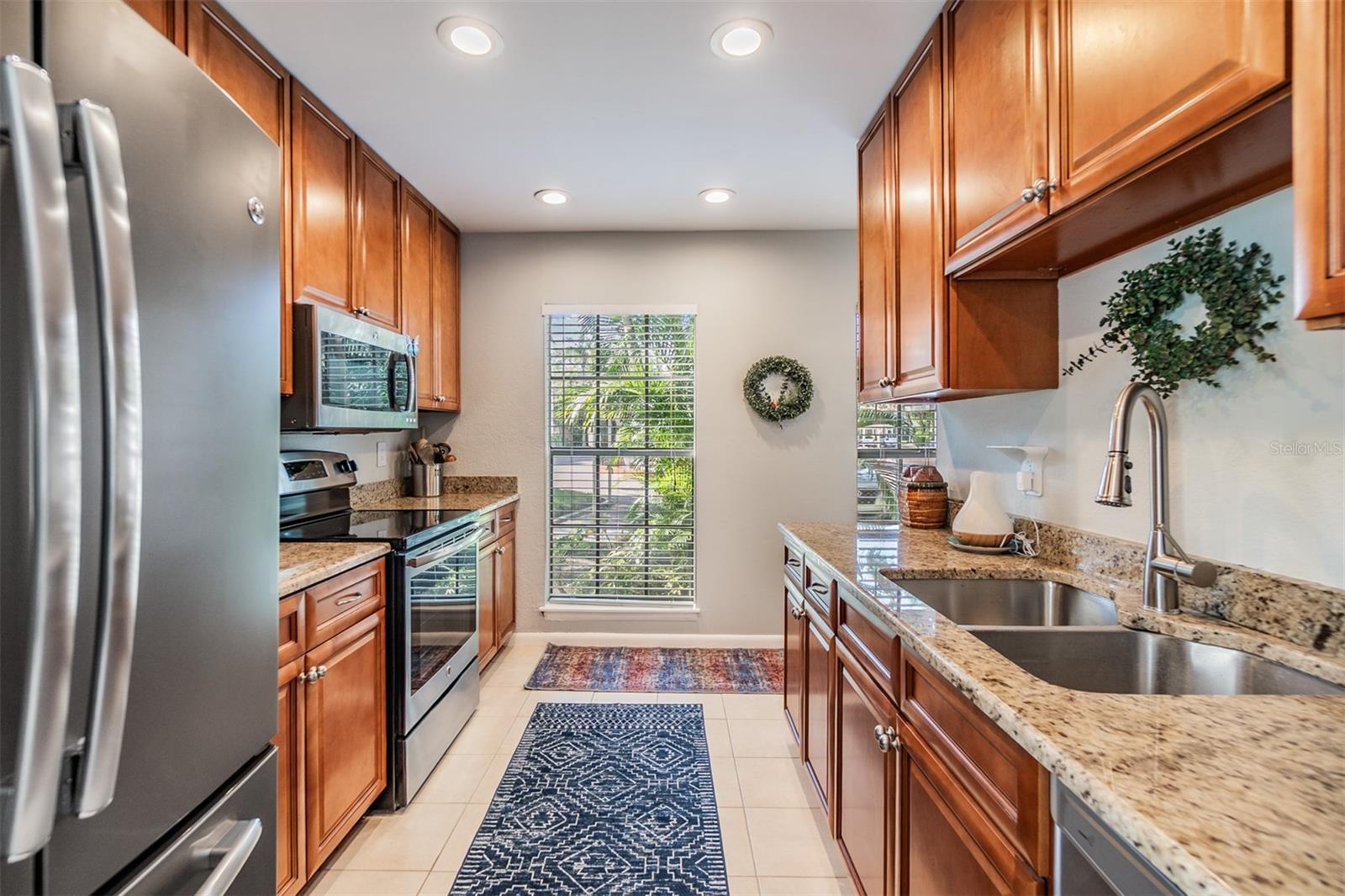 Image 2 of 27 For 1515 Bayshore Boulevard 38