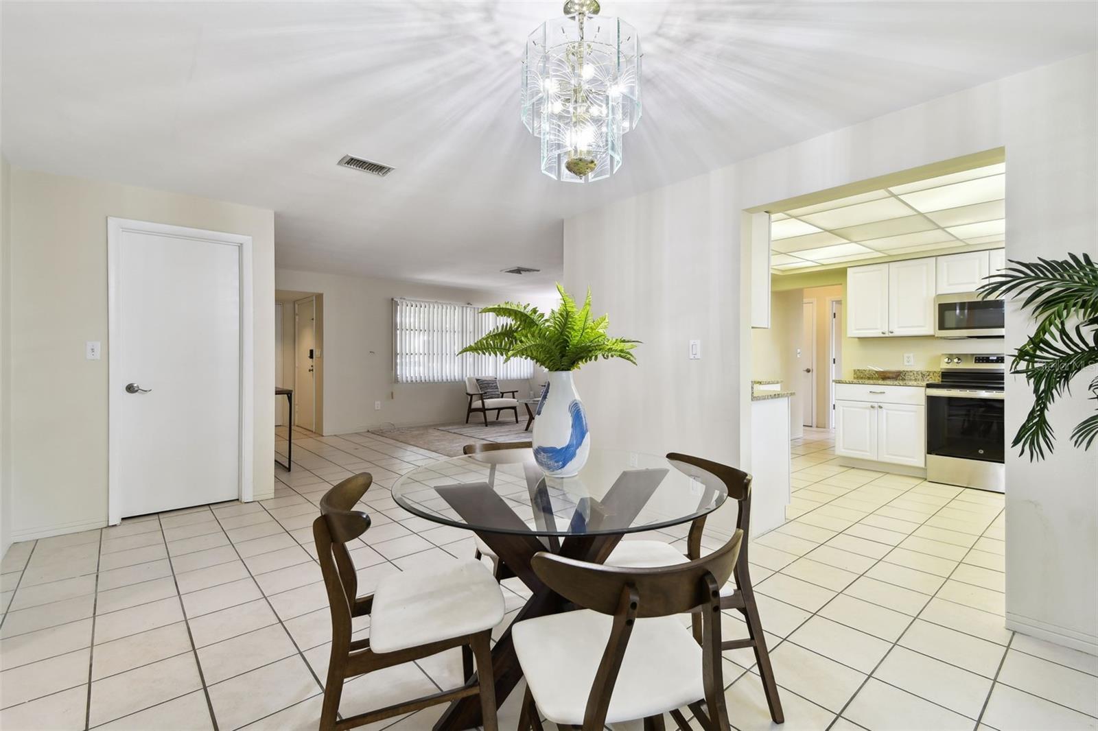 Image 13 of 48 For 5825 Oakhurst Drive