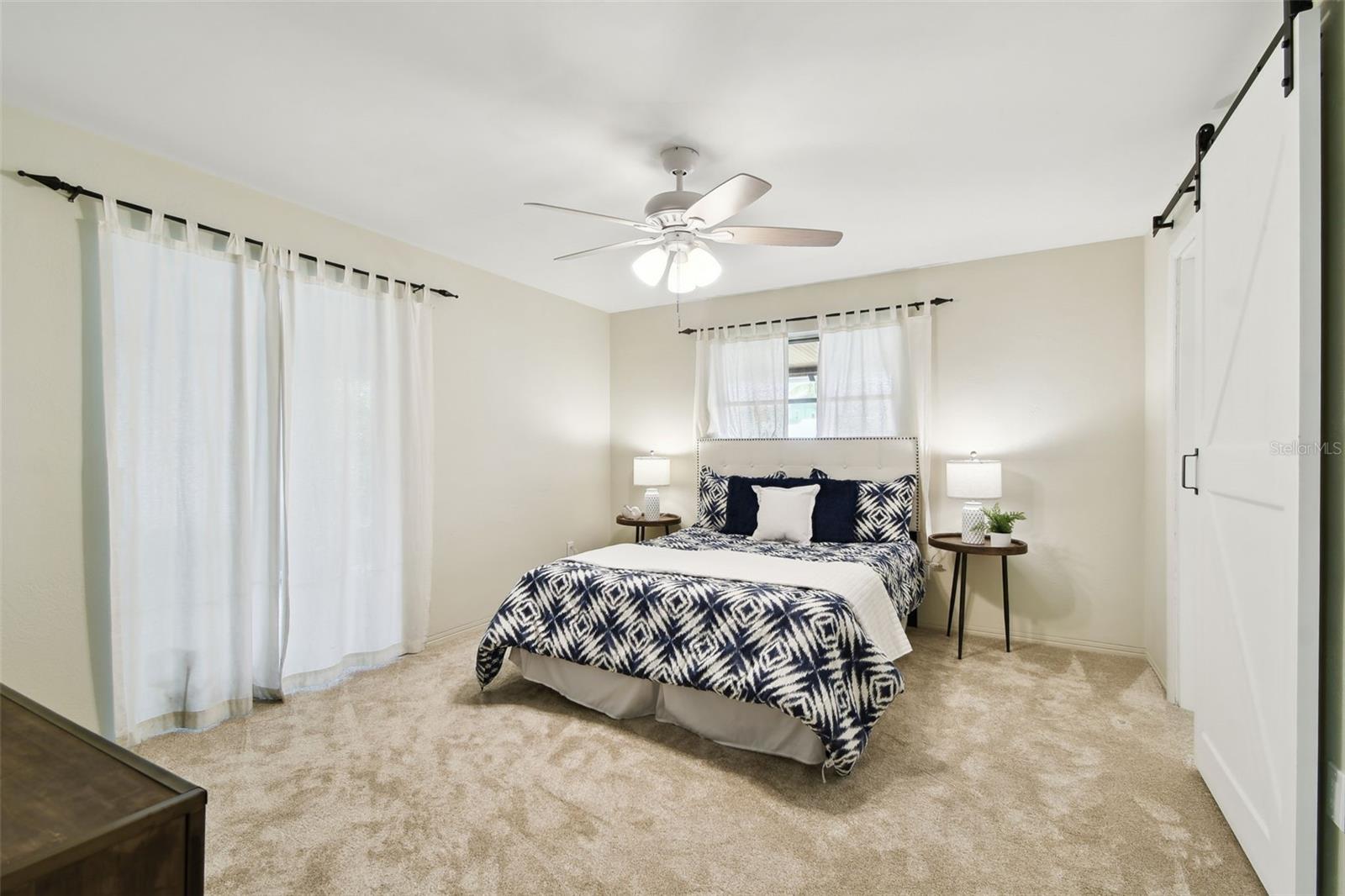 Image 19 of 48 For 5825 Oakhurst Drive