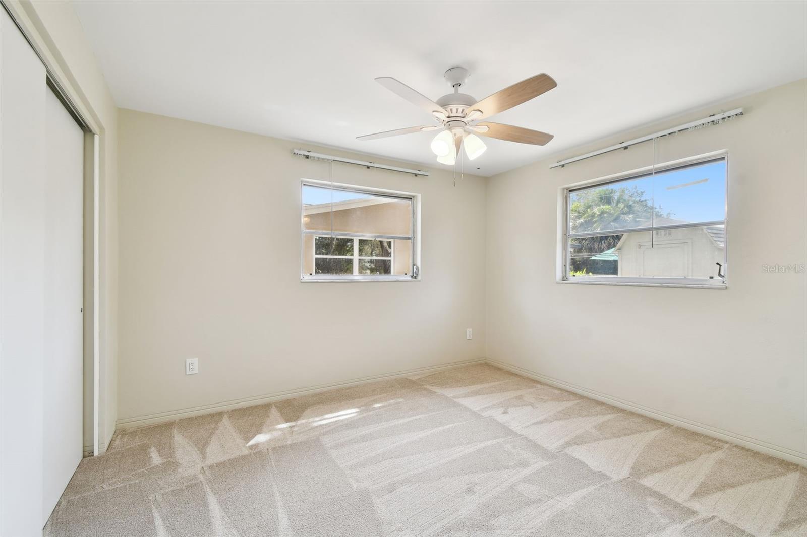 Image 35 of 48 For 5825 Oakhurst Drive