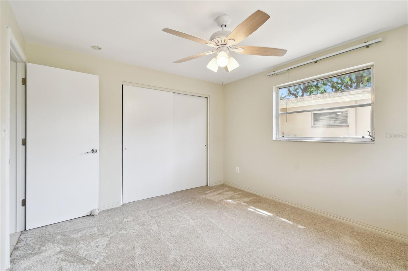 Image 37 of 48 For 5825 Oakhurst Drive