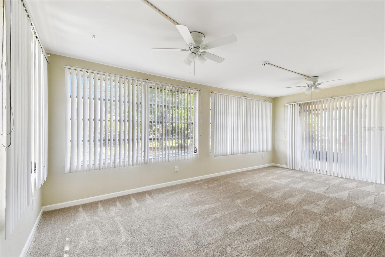 Image 39 of 48 For 5825 Oakhurst Drive