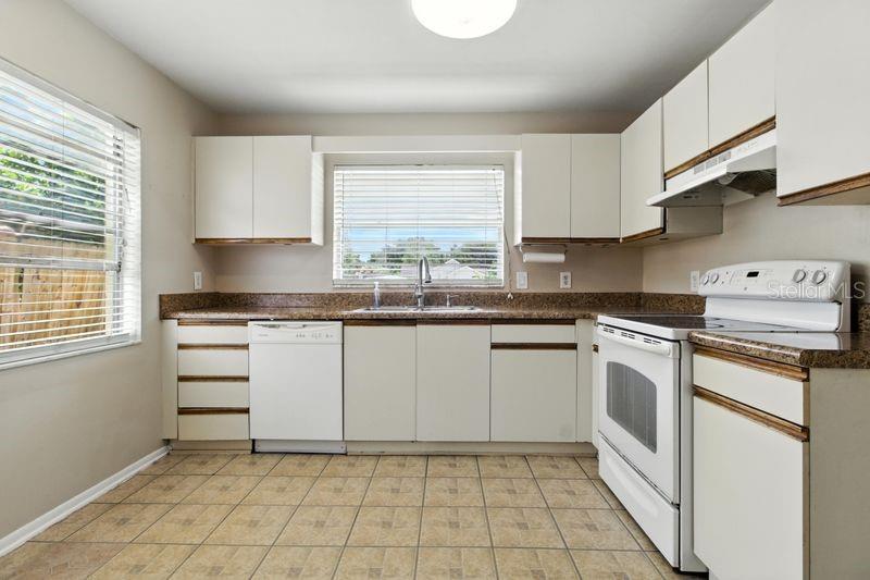 Image 12 of 21 For 6125 Morningdale Avenue