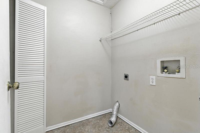 Image 18 of 21 For 6125 Morningdale Avenue