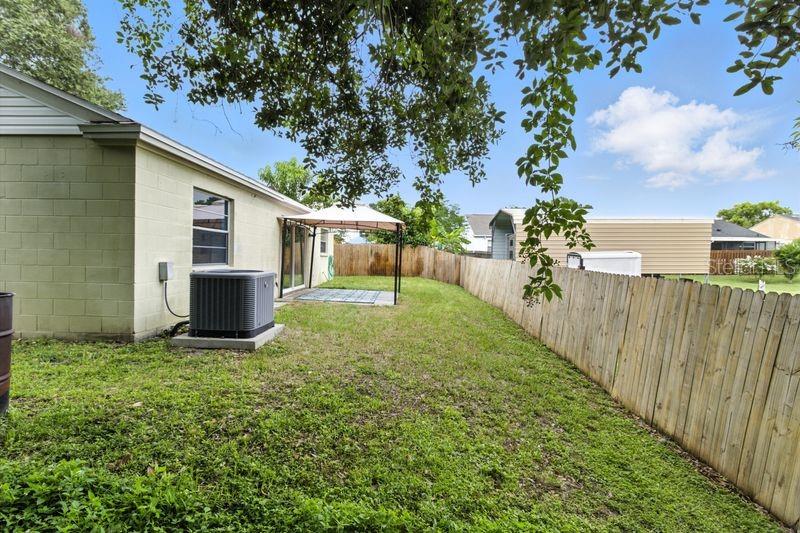 Image 19 of 21 For 6125 Morningdale Avenue
