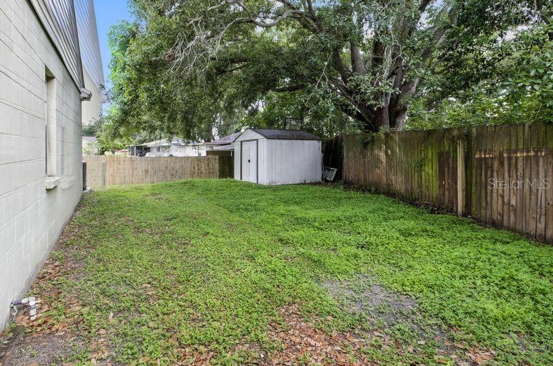 Image 20 of 21 For 6125 Morningdale Avenue