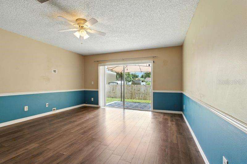 Image 4 of 21 For 6125 Morningdale Avenue