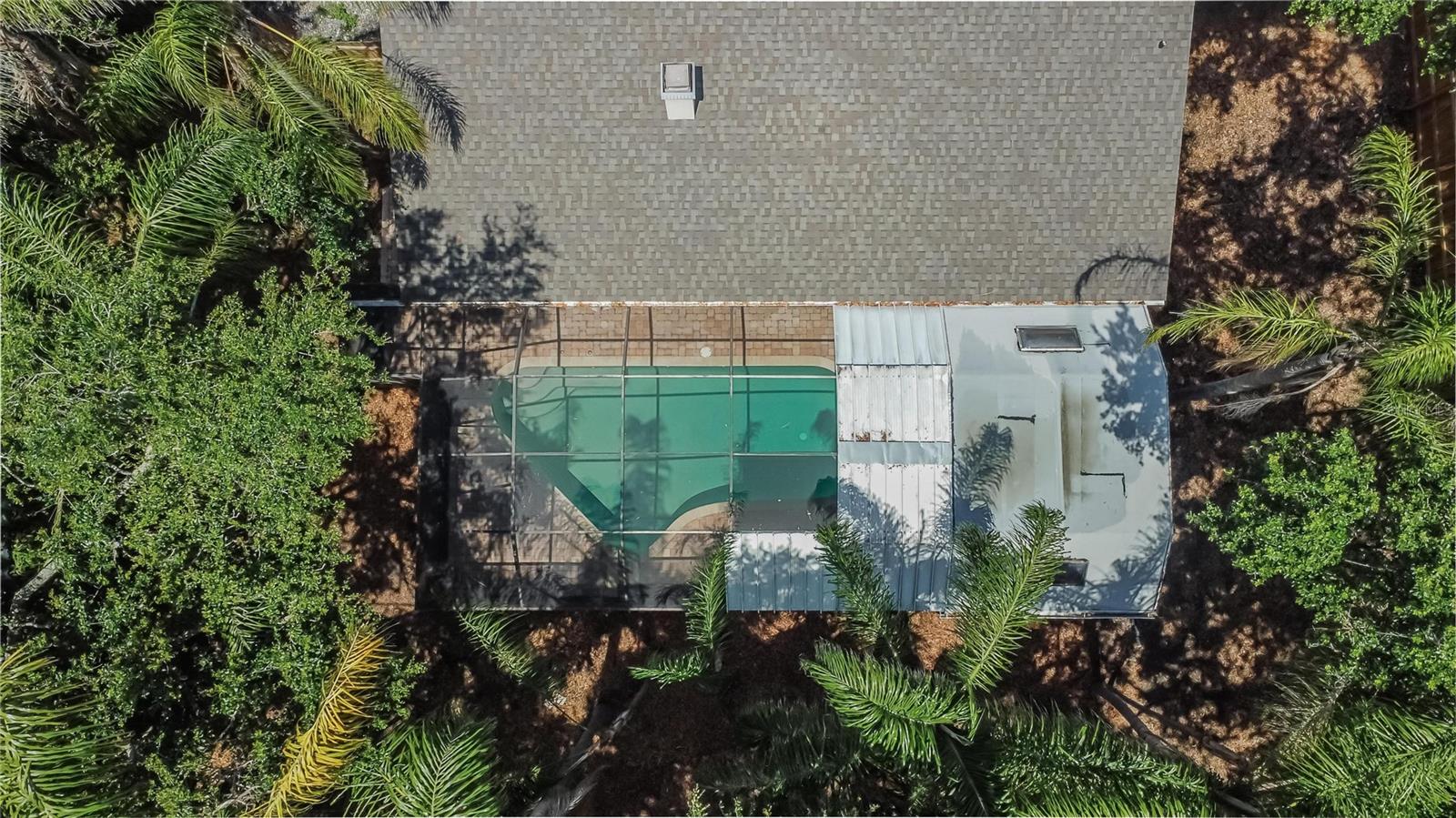 Listing photo id 46 for 1613 Long Pond Drive