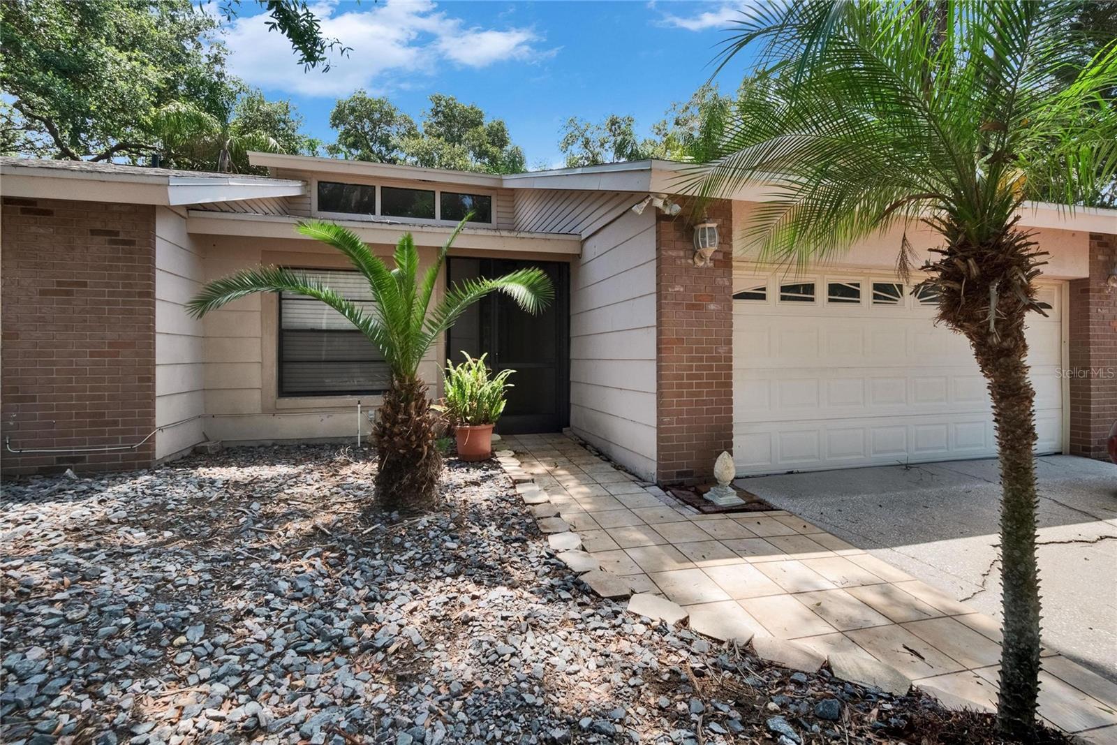 Listing photo id 61 for 1613 Long Pond Drive