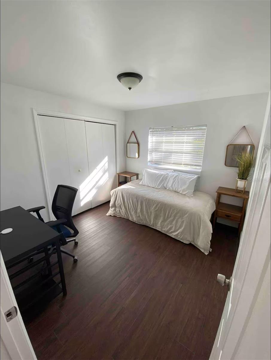 Image 8 of 16 For 4223 Laurel Street