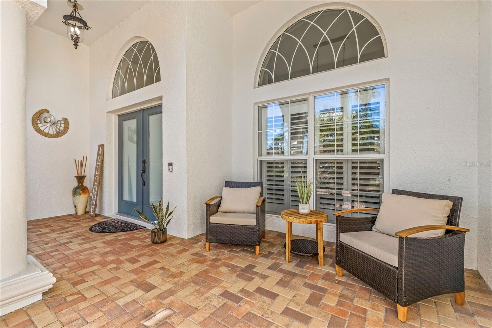 Listing photo id 1 for 10724 Cory Lake Drive