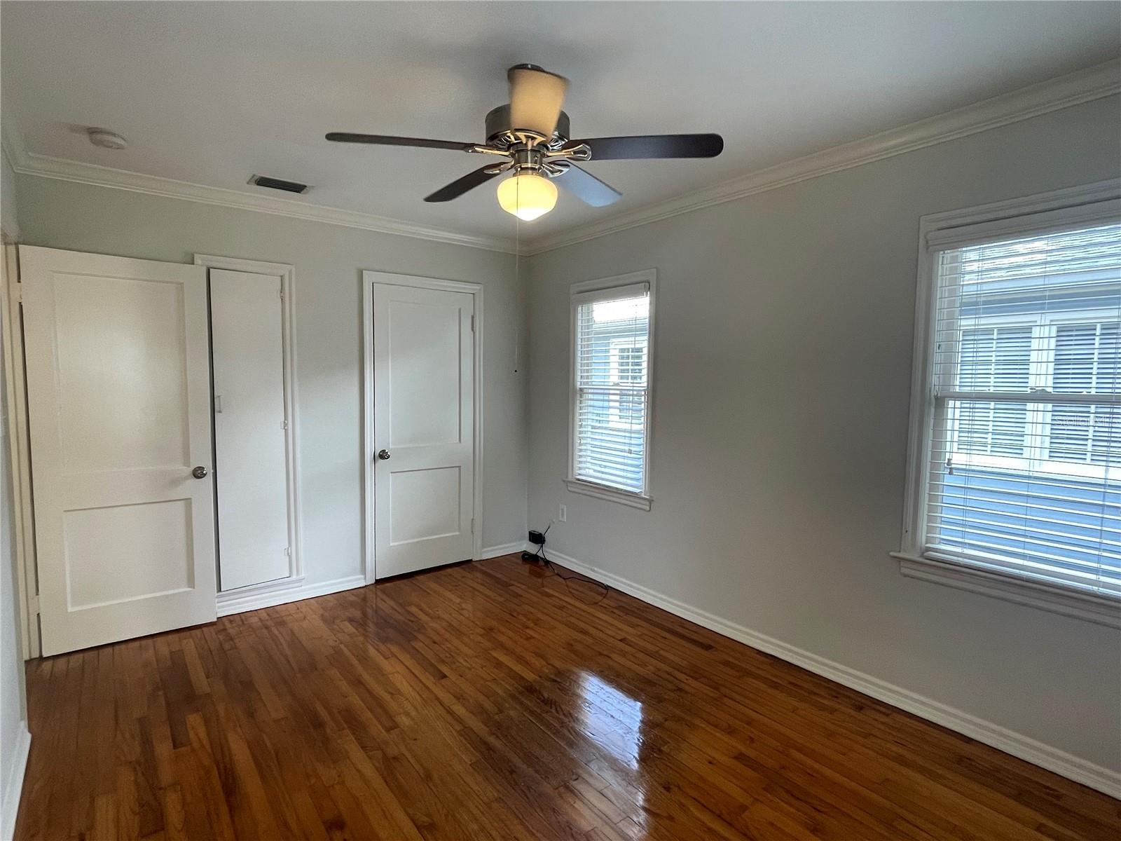 Image 21 of 37 For 303 Audubon Avenue