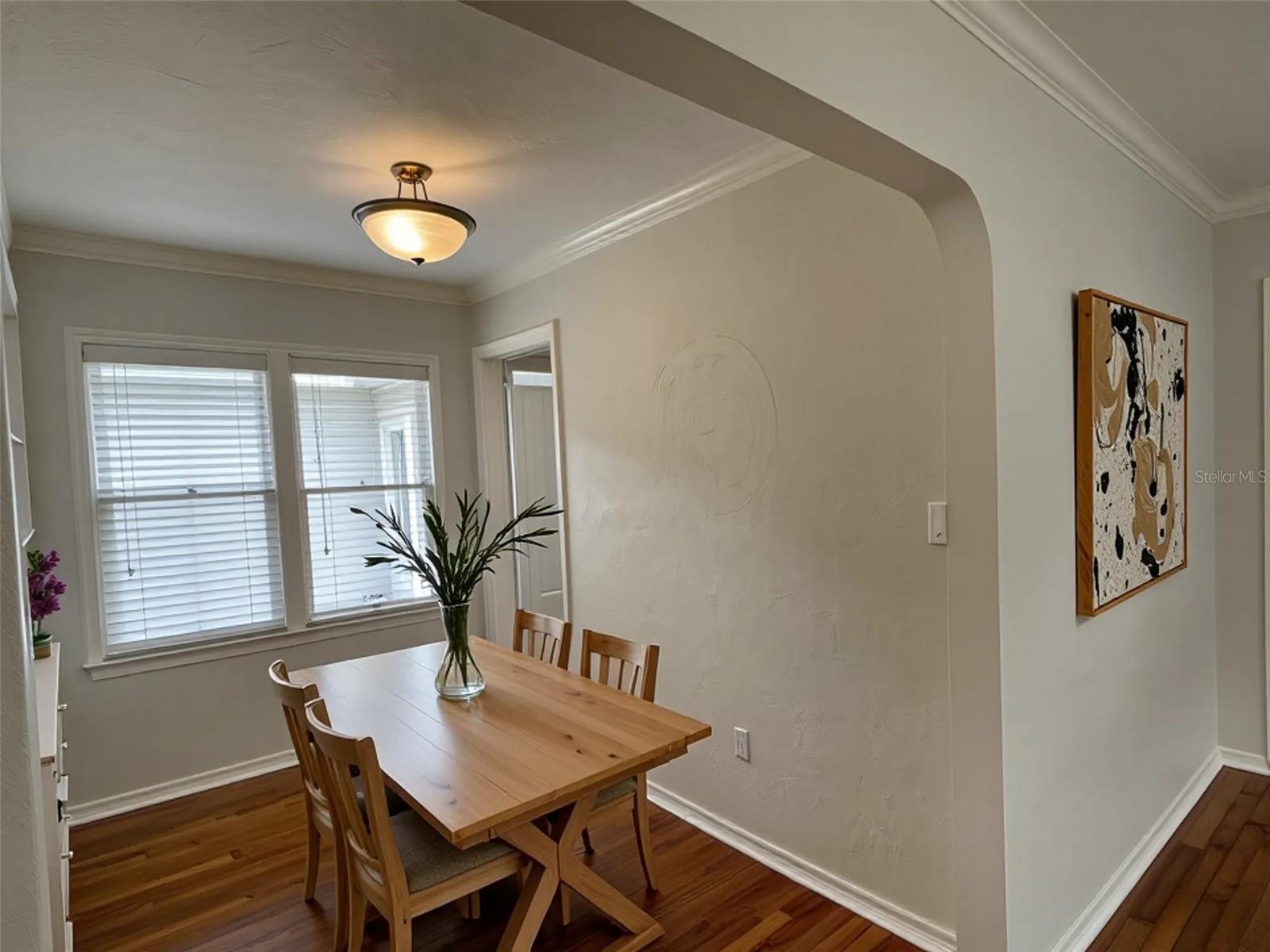 Image 6 of 37 For 303 Audubon Avenue