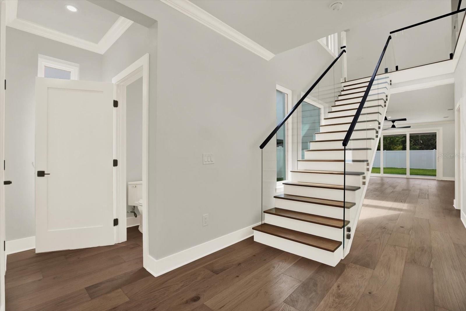 Image 13 of 52 For 712 Plymouth Street