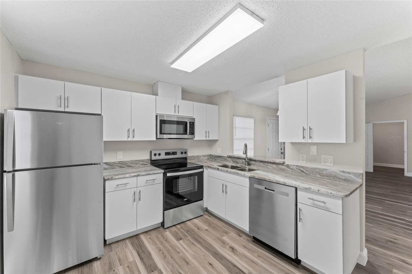 Image 2 of 15 For 3141 Huron Avenue