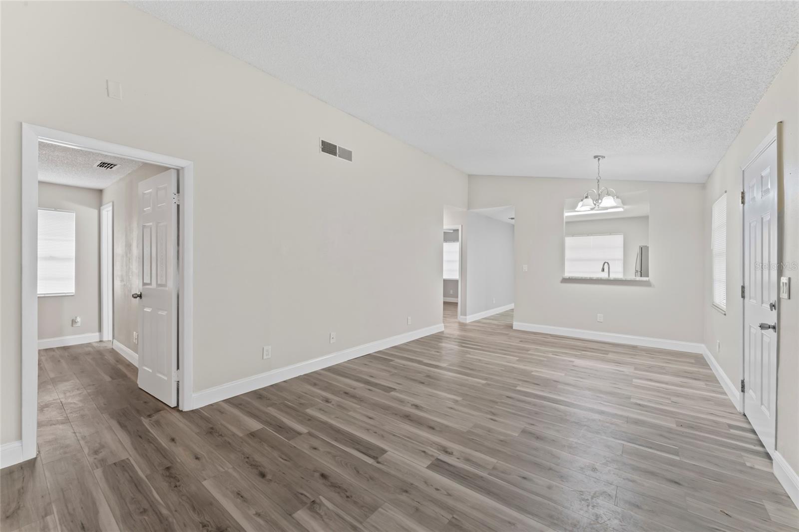Image 4 of 15 For 3141 Huron Avenue