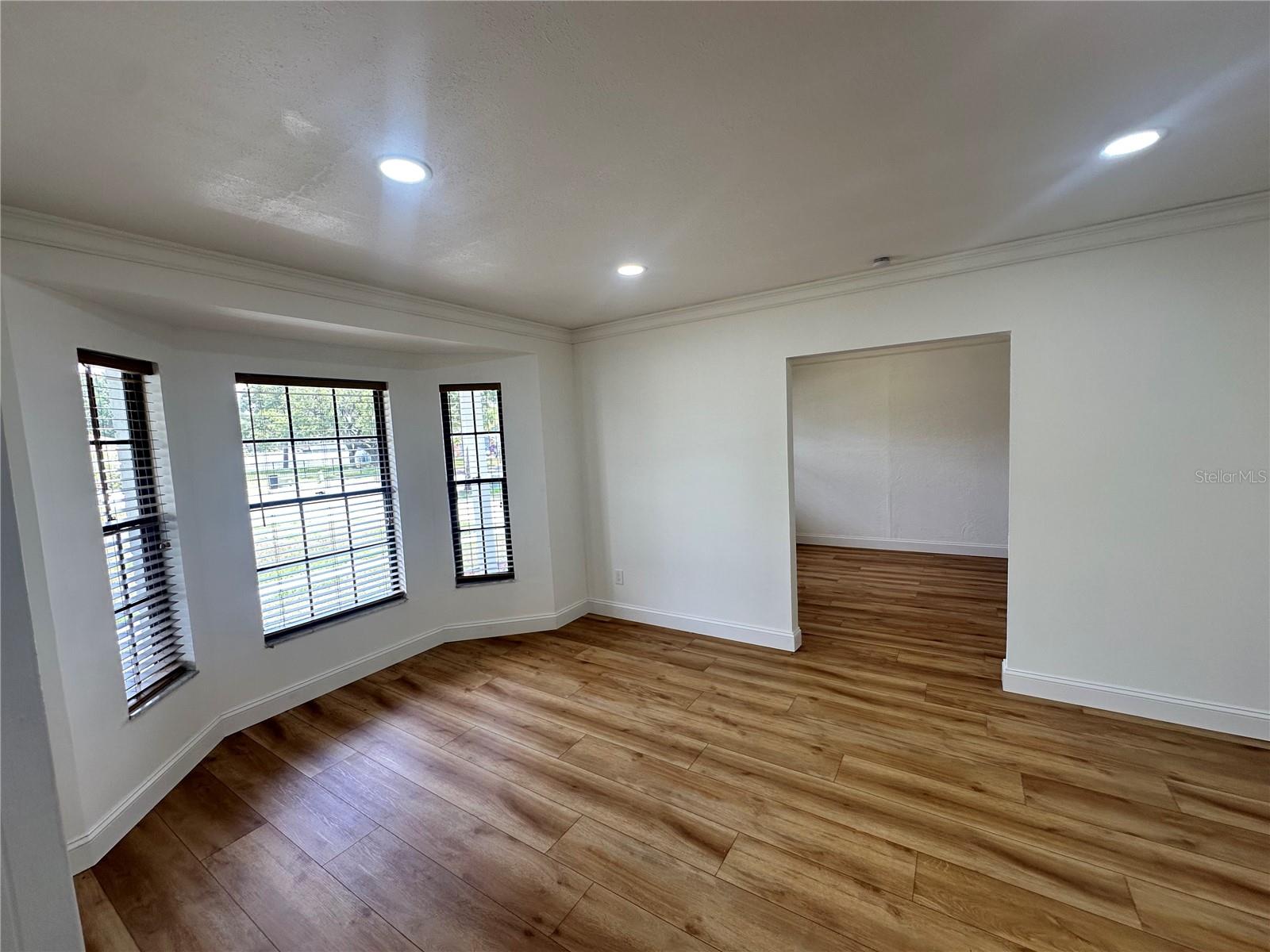 Image 14 of 24 For 3701 Southview Drive