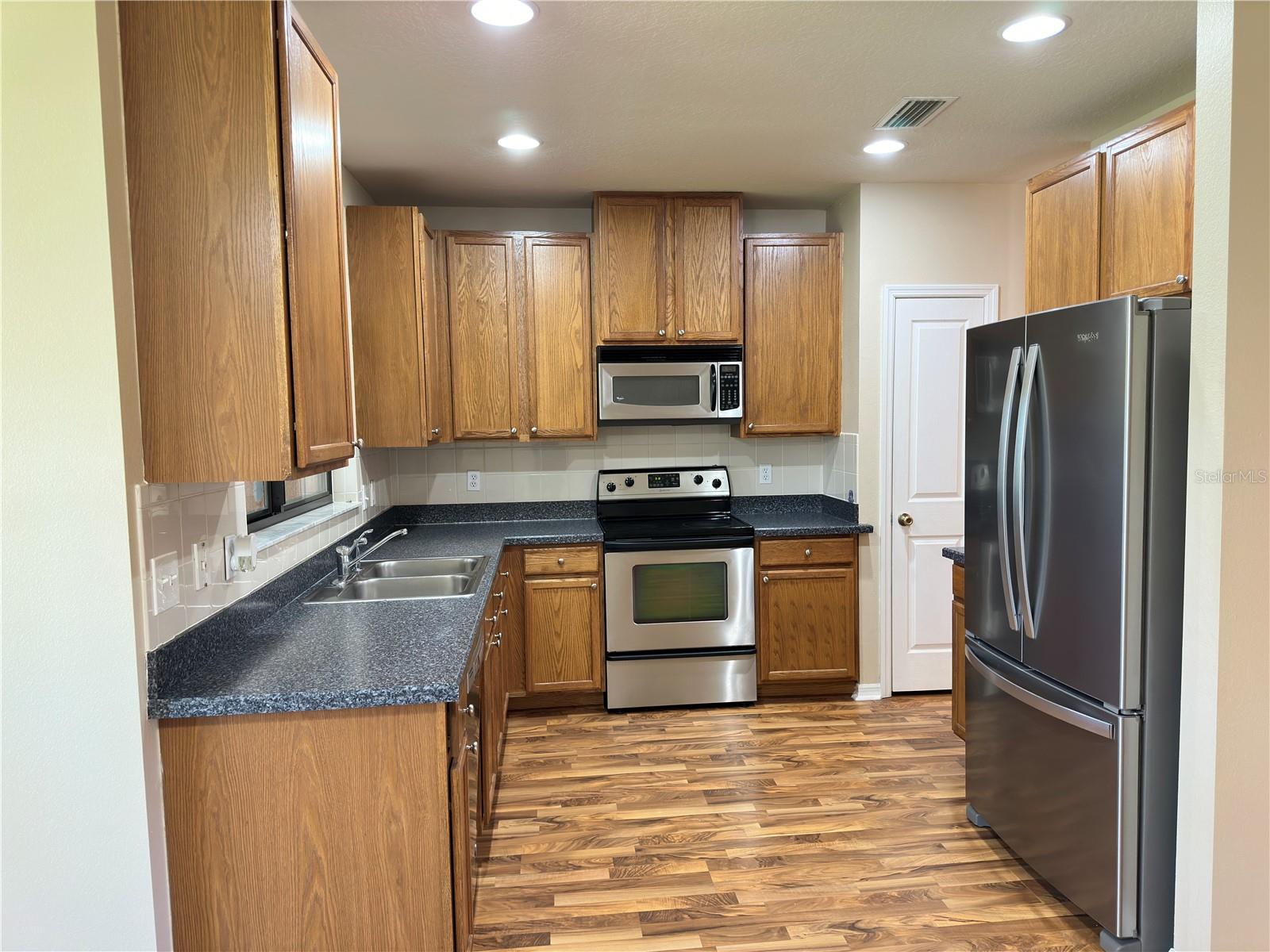 Image 7 of 28 For 30211 Goodwick Way