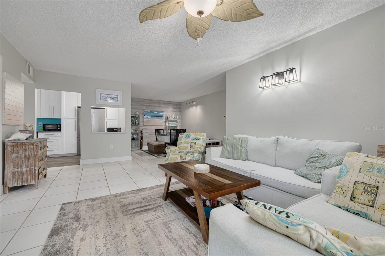 Image 4 of 29 For 3114 Lake Pine Way G1