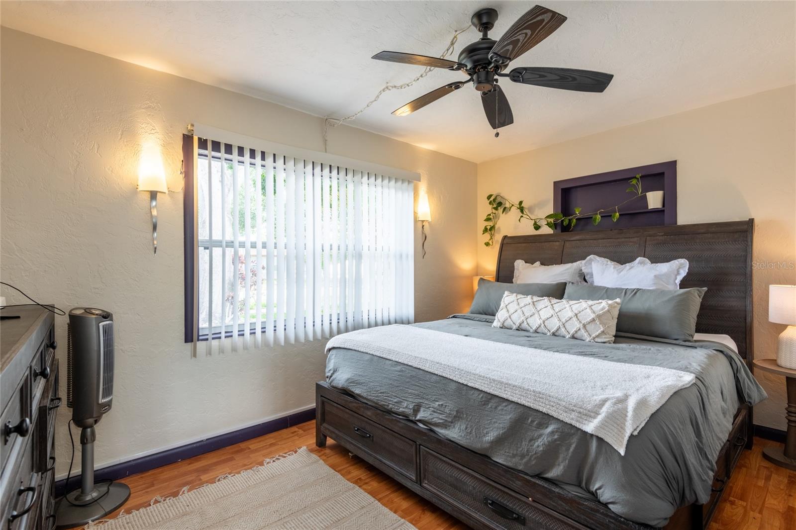 Image 17 of 46 For 1512 56th Avenue N