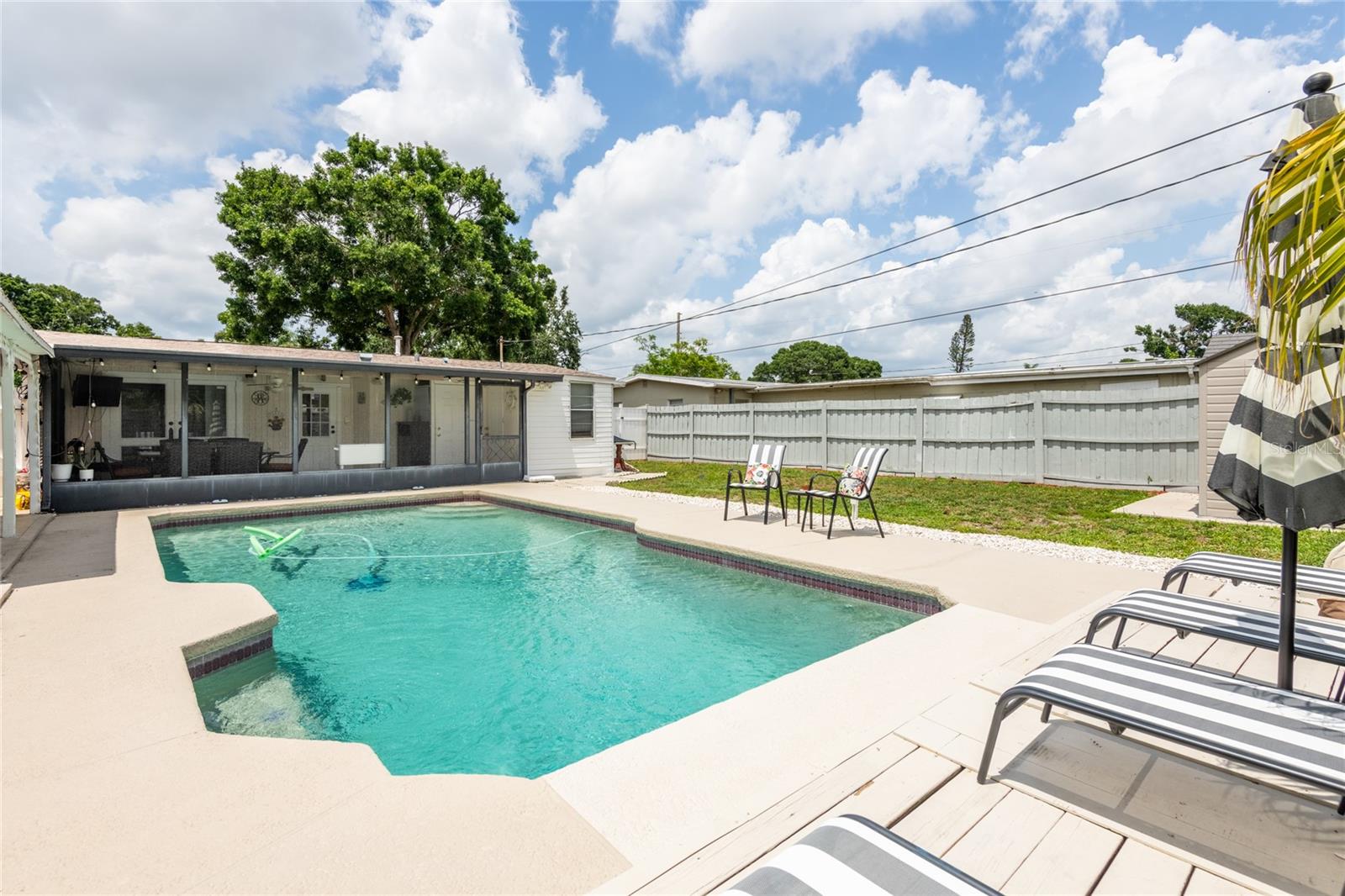 Image 36 of 46 For 1512 56th Avenue N
