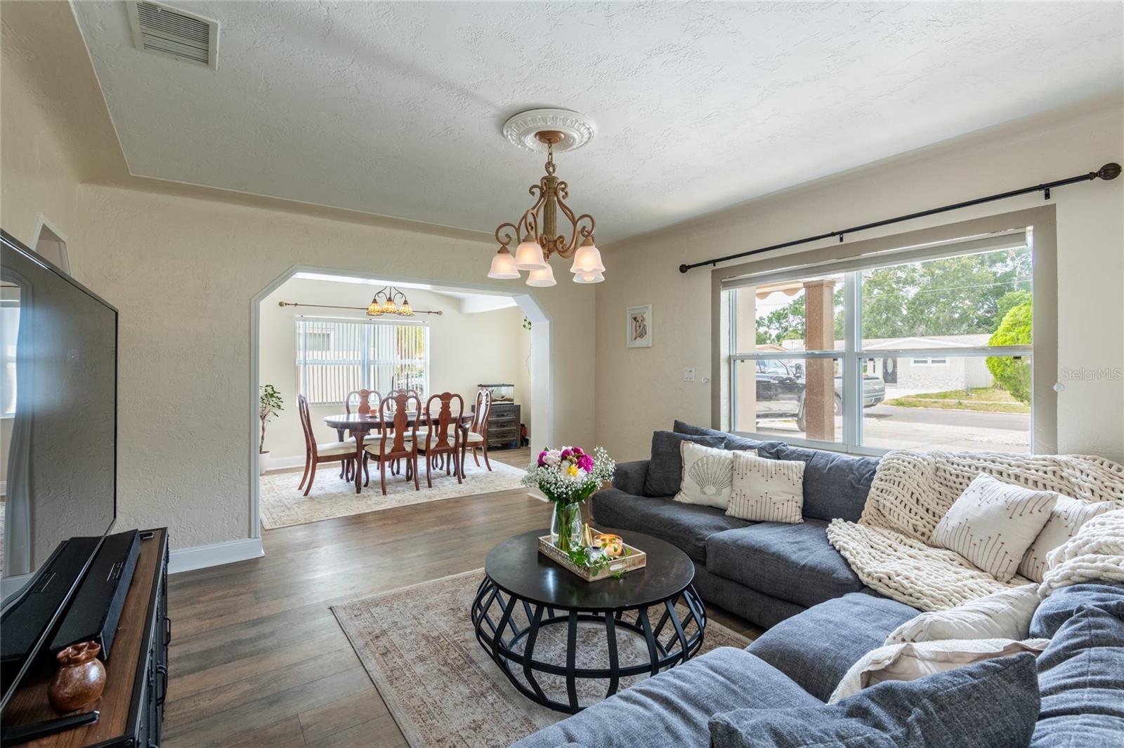 Image 7 of 46 For 1512 56th Avenue N
