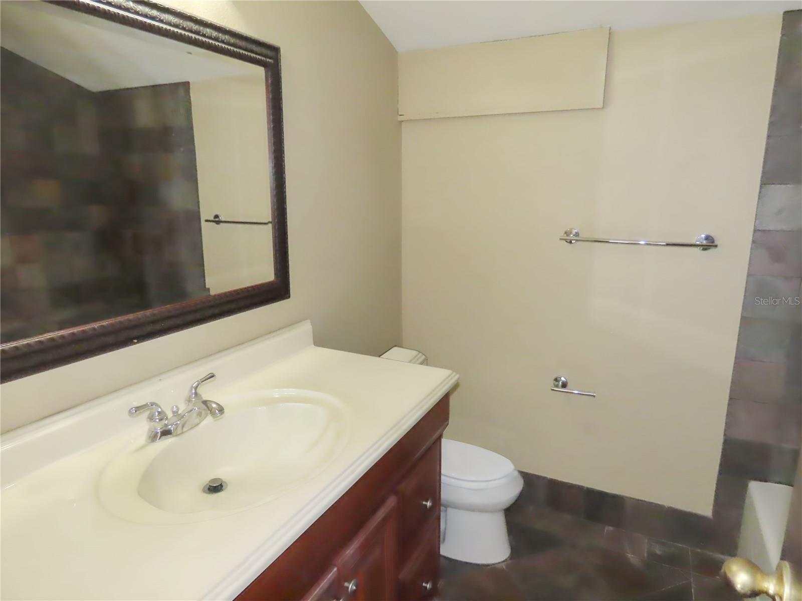 Listing photo id 15 for 5736 116th Avenue N