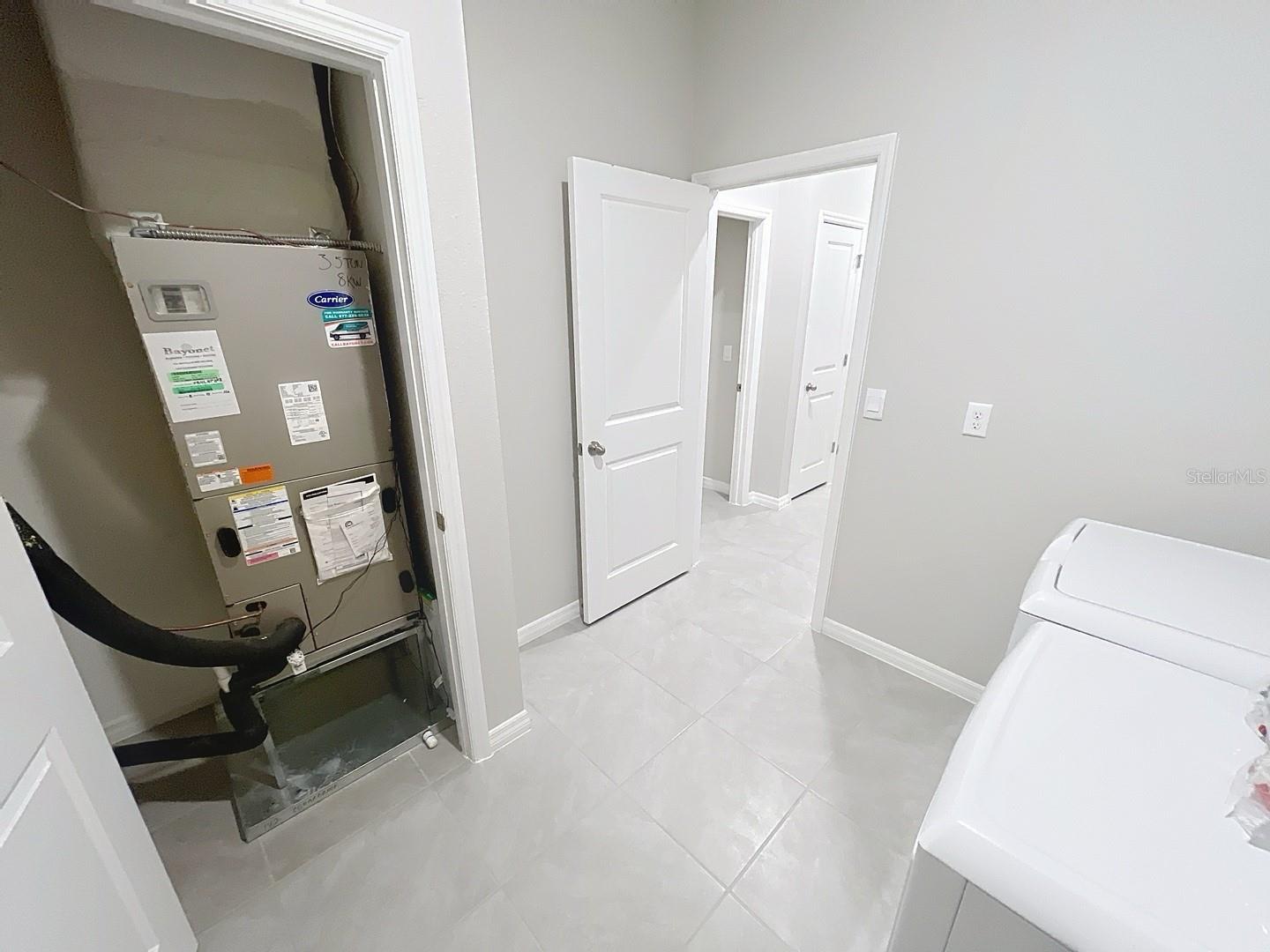 Listing photo id 37 for 13014 Willow Grove Drive
