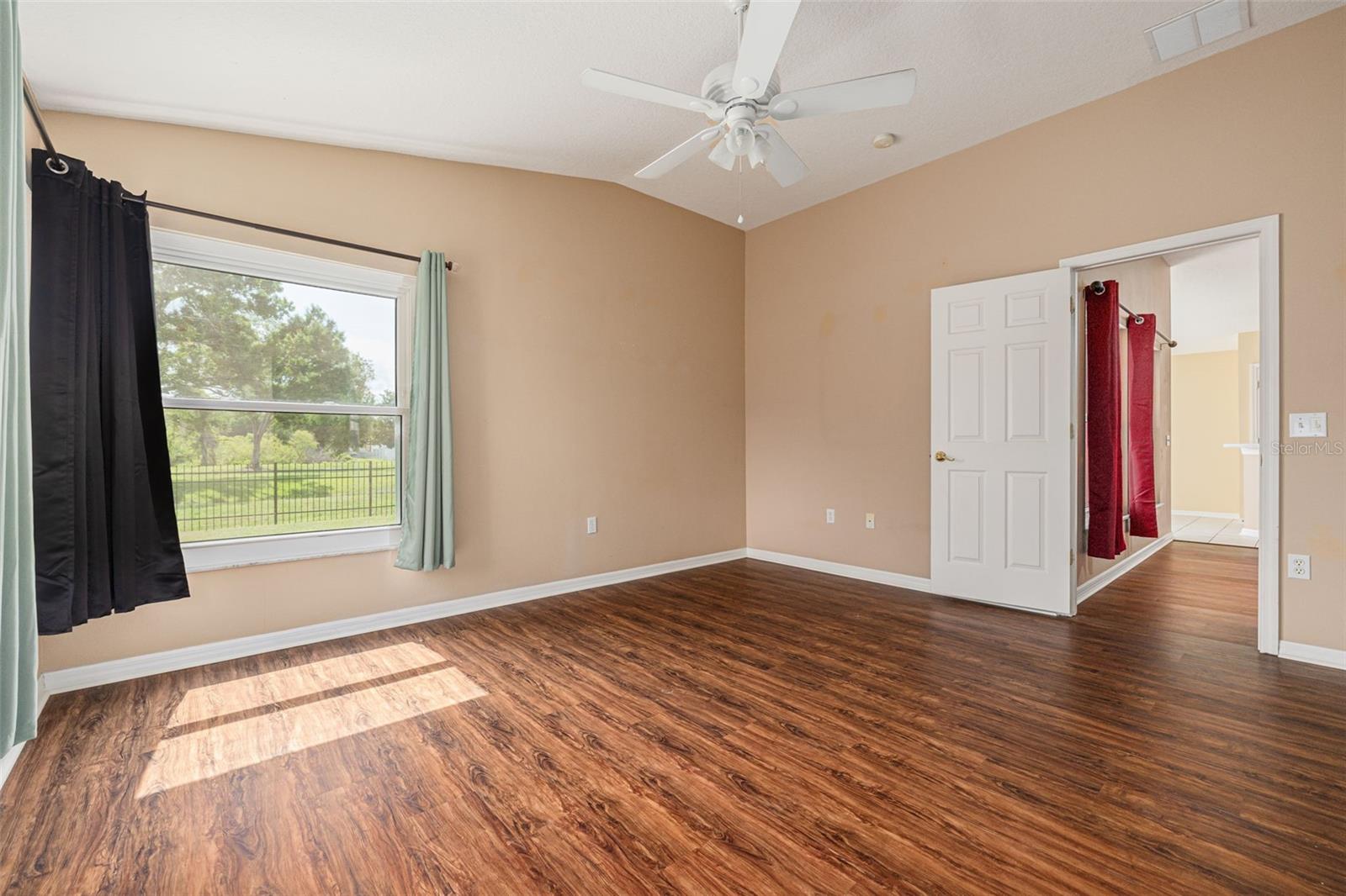 Image 17 of 44 For 7157 Hamilton Park Boulevard