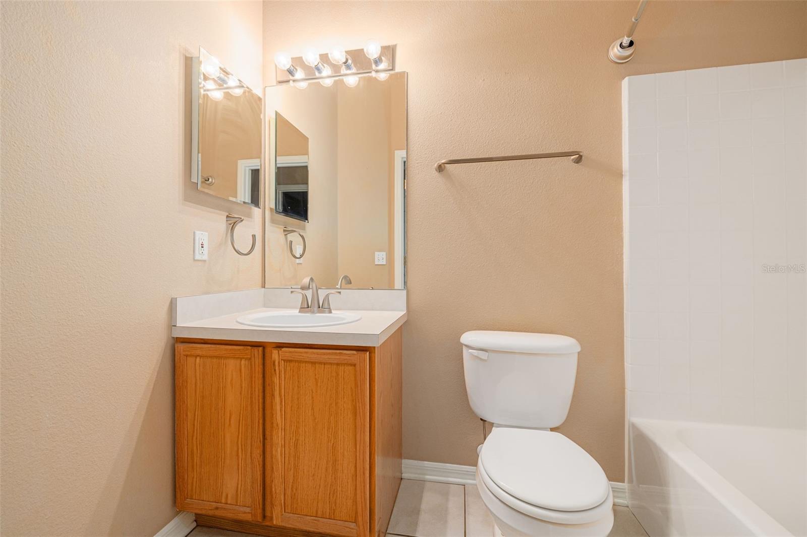 Image 23 of 44 For 7157 Hamilton Park Boulevard