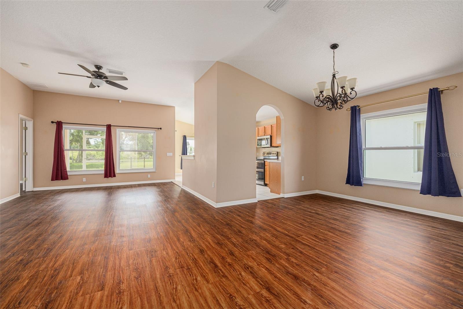 Image 5 of 44 For 7157 Hamilton Park Boulevard
