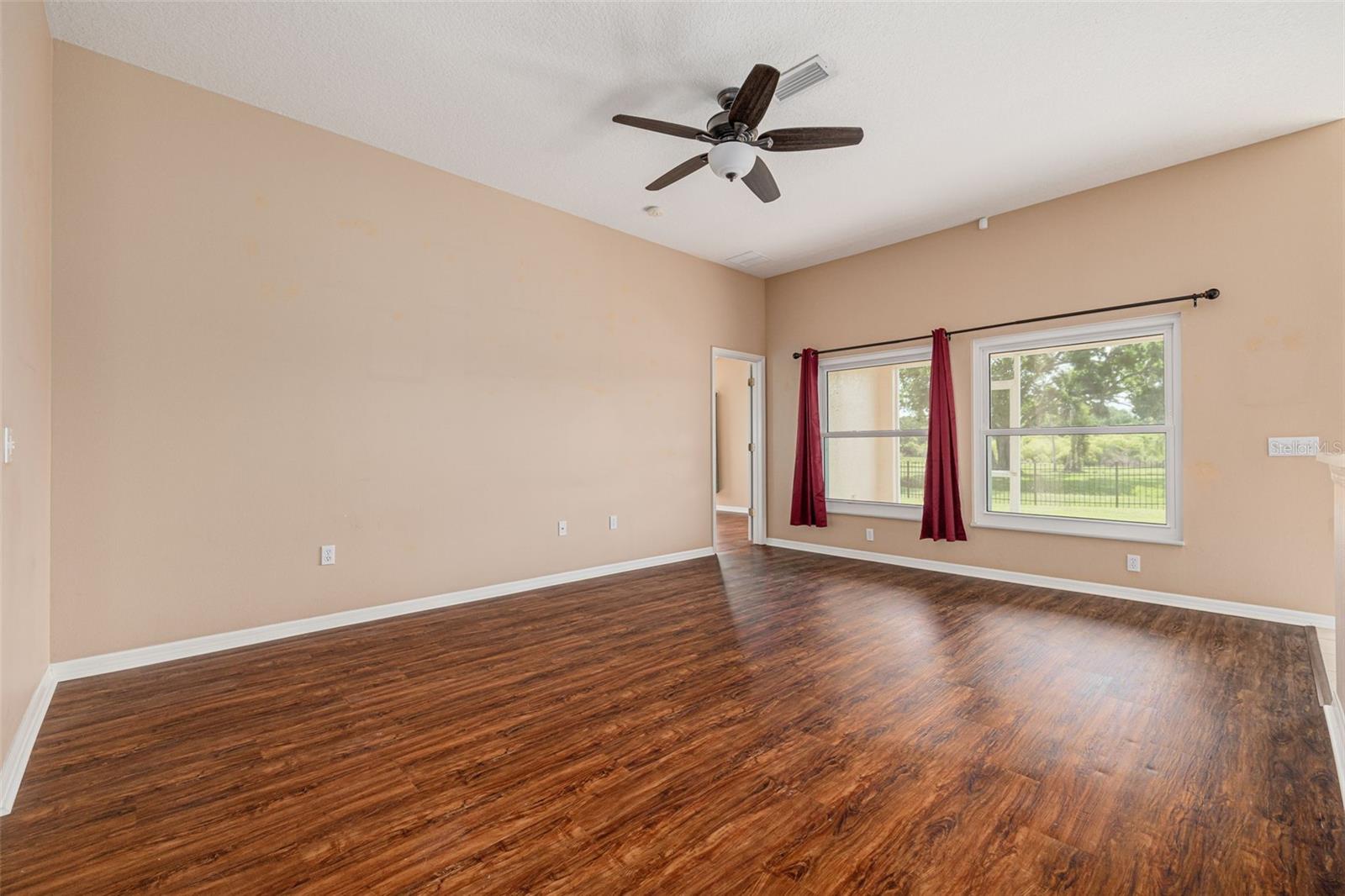 Image 7 of 44 For 7157 Hamilton Park Boulevard