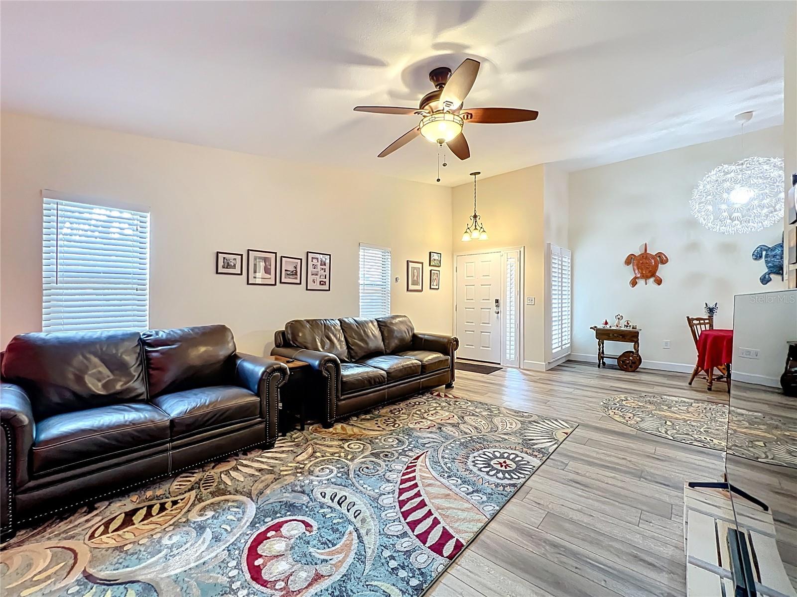 Image 2 of 40 For 300 Florida Avenue 600l