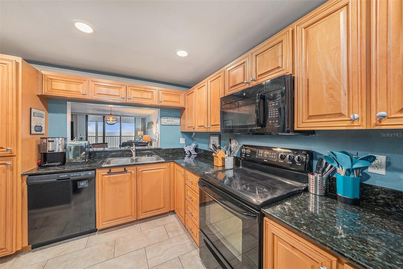 Image 25 of 39 For 14900 Gulf Boulevard 308