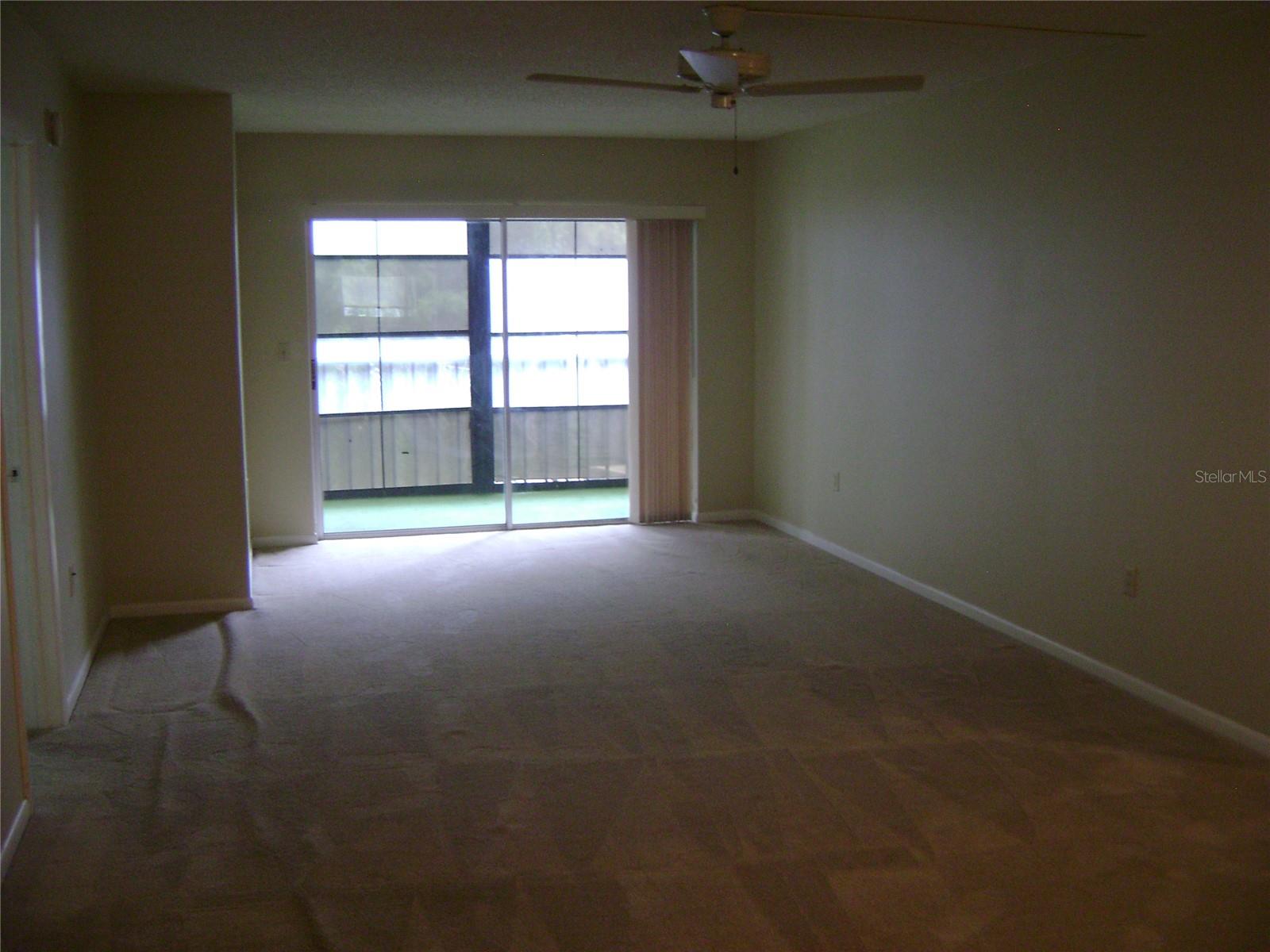 Image 7 of 27 For 3077 Casa Del Sol Circle 207
