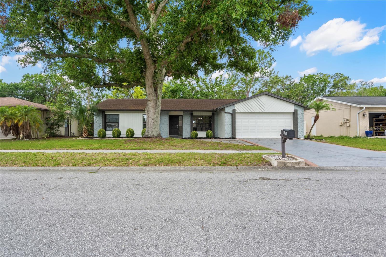 Details for 4706 Fox Hunt Drive, TAMPA, FL 33624