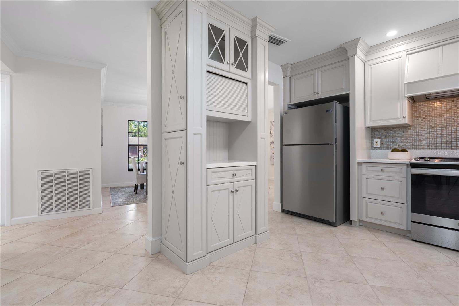Image 10 of 32 For 4706 Fox Hunt Drive