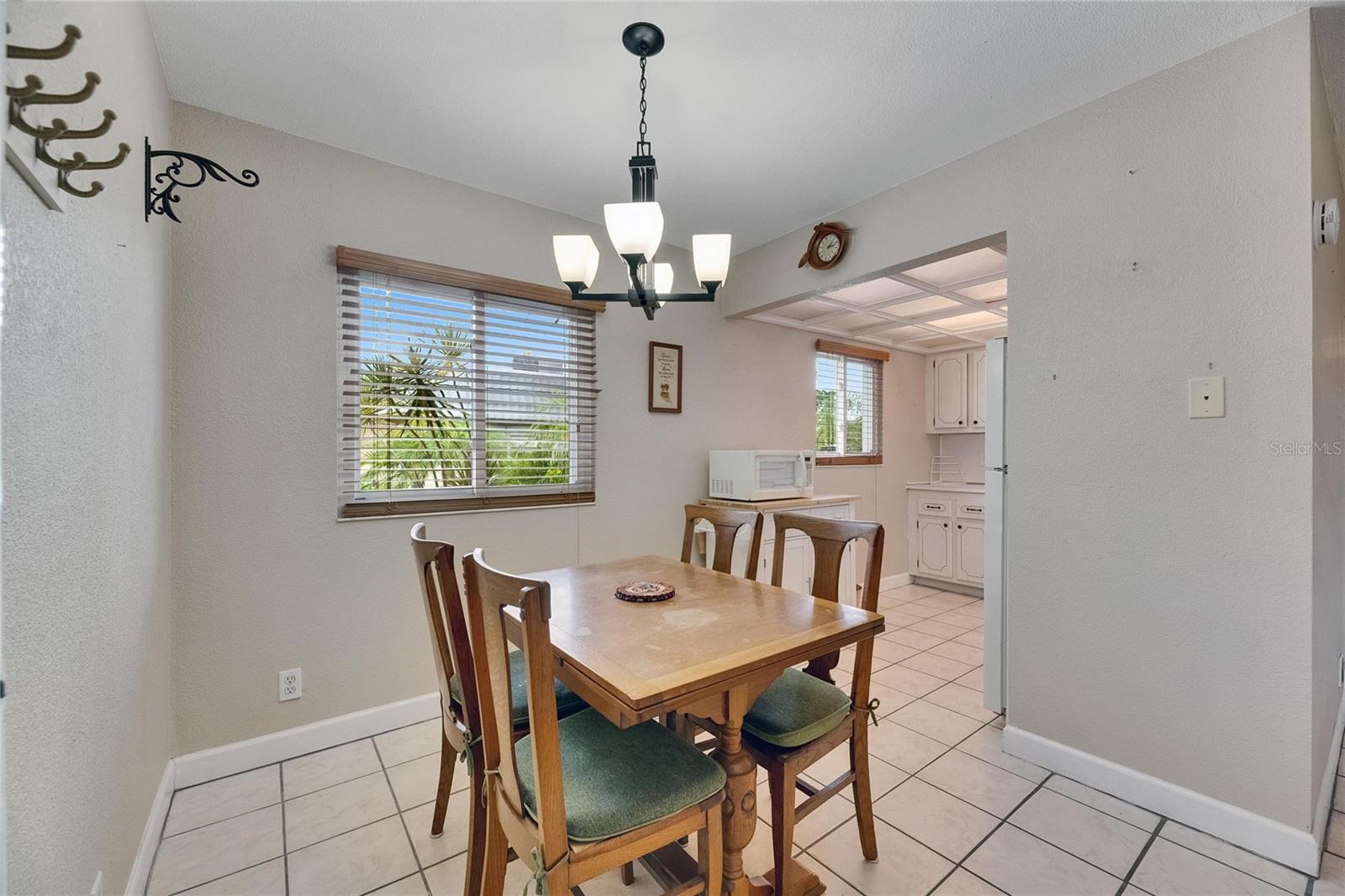 Image 10 of 36 For 1802 Bedford Terrace 185