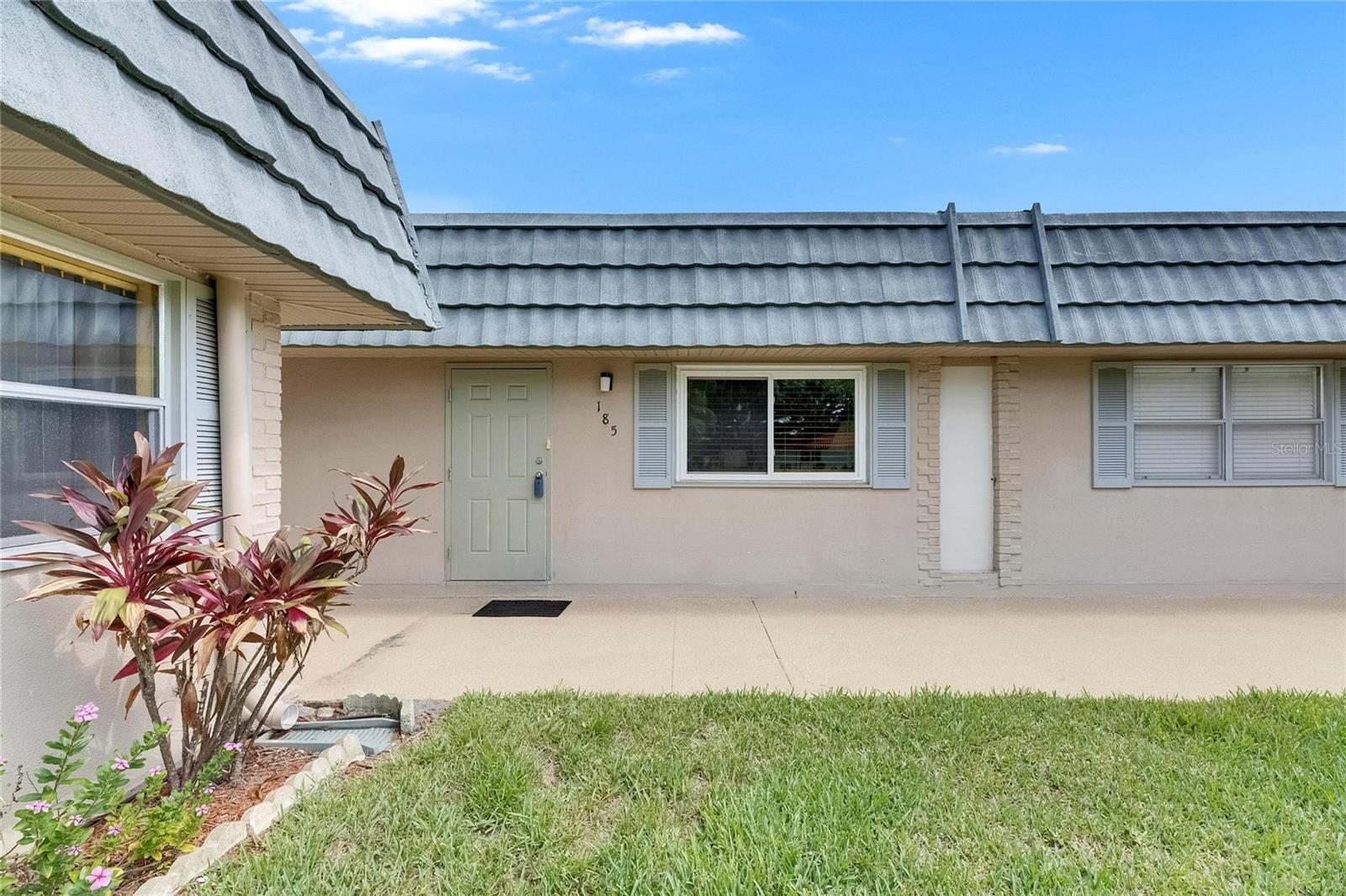 Image 2 of 36 For 1802 Bedford Terrace 185