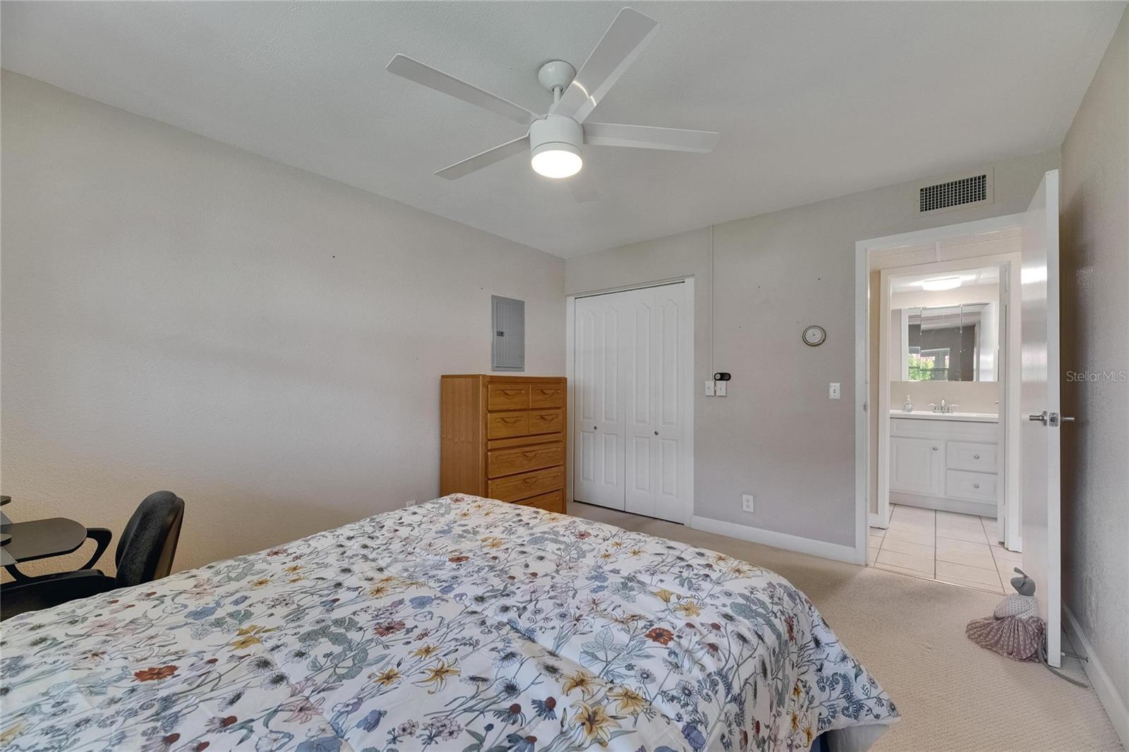 Image 24 of 36 For 1802 Bedford Terrace 185