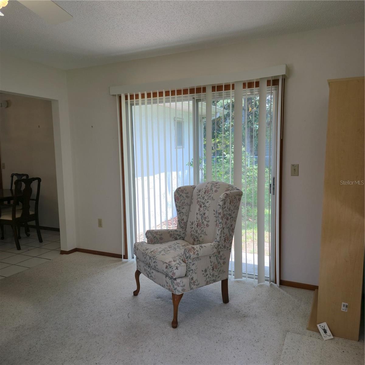 Listing photo id 15 for 2226 Giralda Avenue