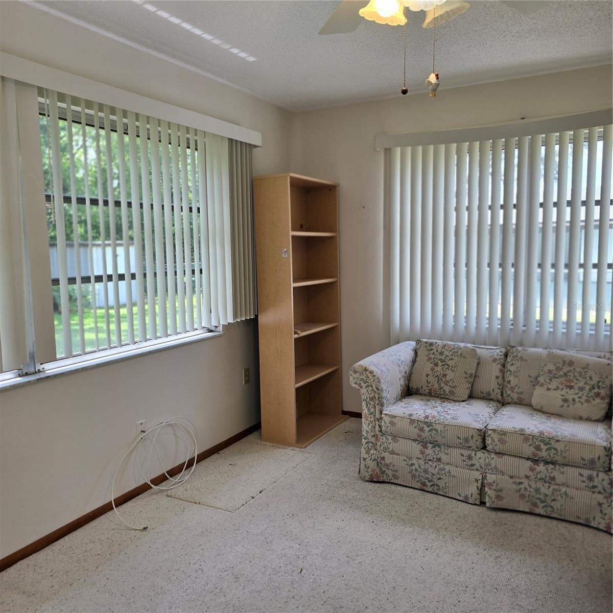 Listing photo id 17 for 2226 Giralda Avenue