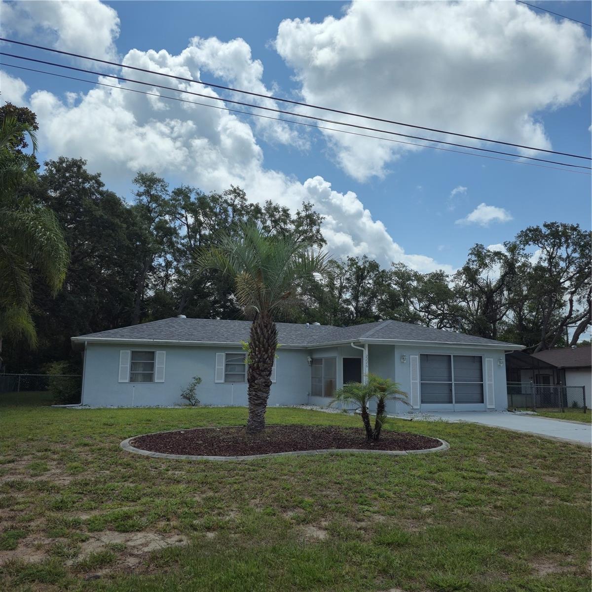 Listing photo id 1 for 2226 Giralda Avenue