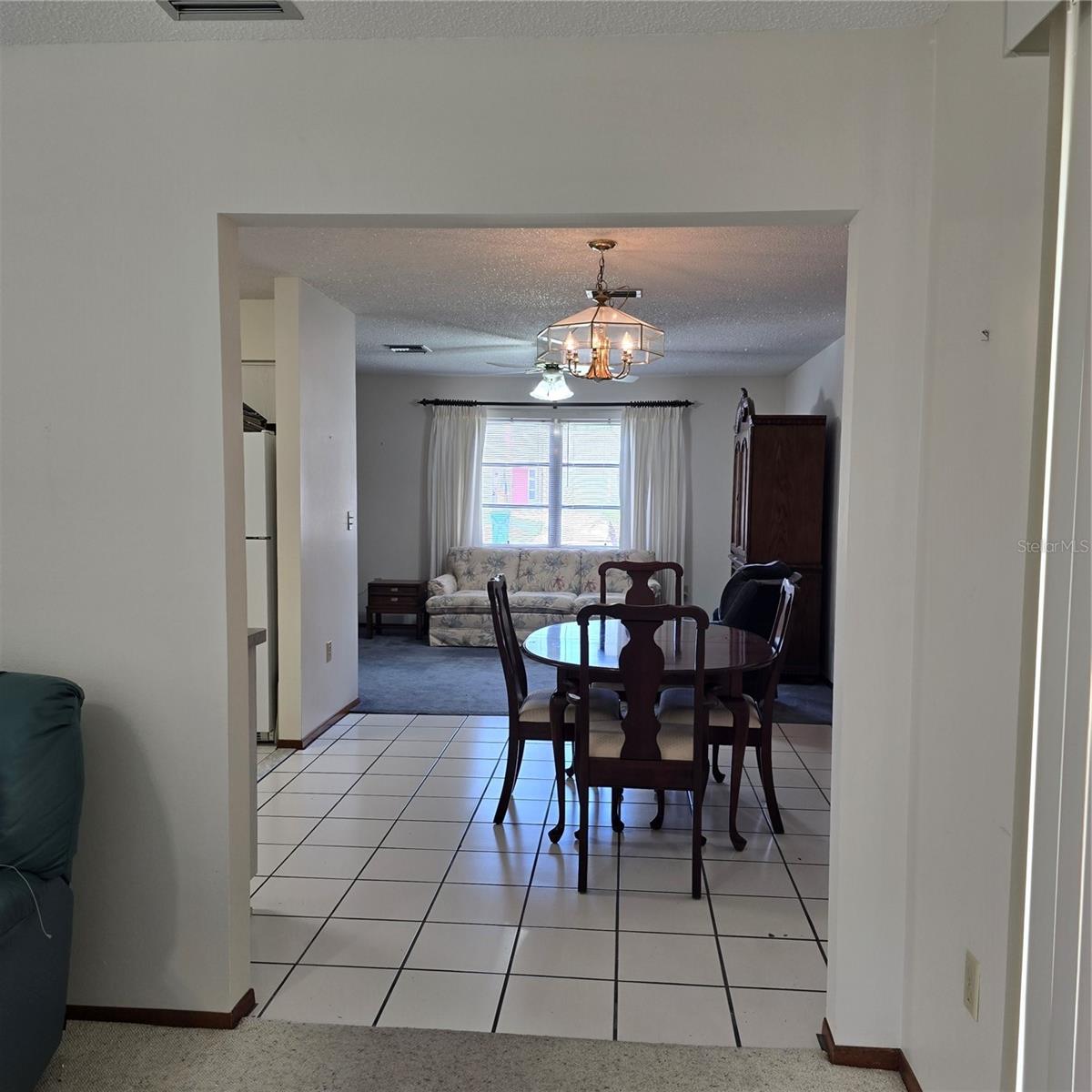 Listing photo id 6 for 2226 Giralda Avenue