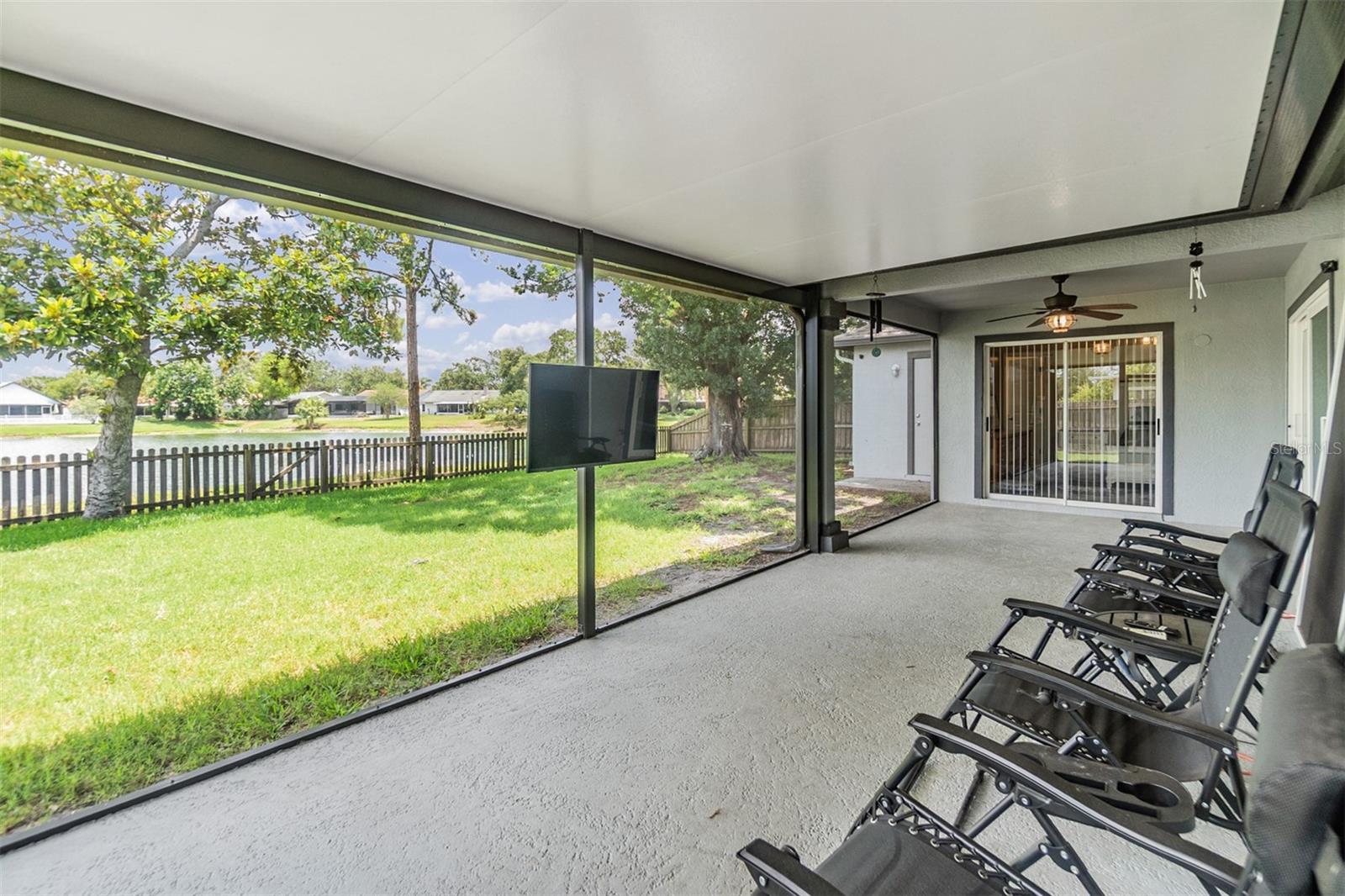 Listing photo id 28 for 2016 Chelam Way