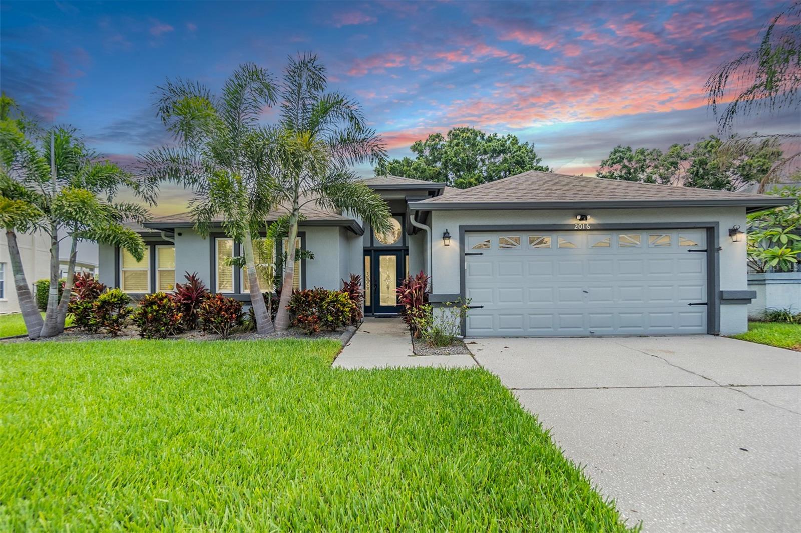 Listing photo id 30 for 2016 Chelam Way